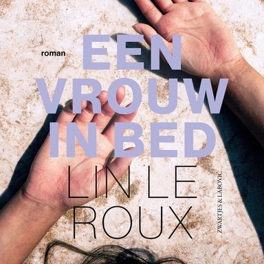 Een vrouw in bed