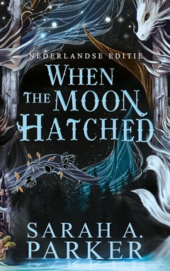 Moonfall 1 - When the moon hatched