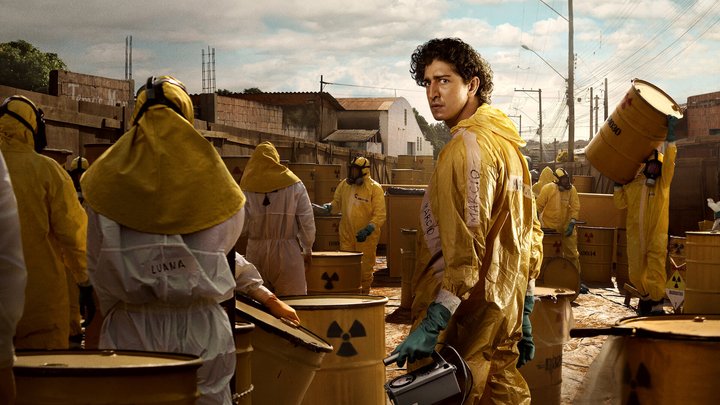 Komt er meer van Emergência Radioativa op Netflix? Alles over een mogelijk seizoen 2
