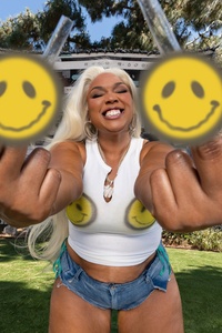 MY FACE HURTS FROM SMILING