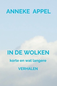 IN DE WOLKEN