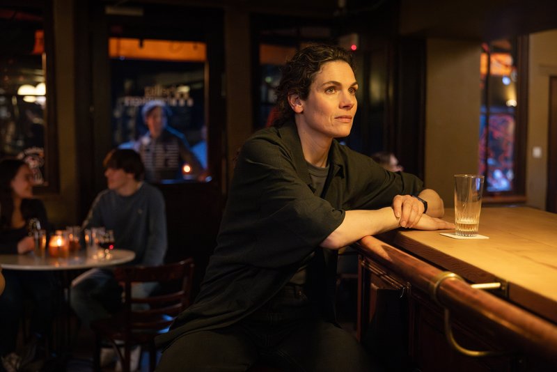 SkyShowtime kondigt nieuwe Nederlandse crimeserie Koud aan met Anna Drijver en Jelle De Beule