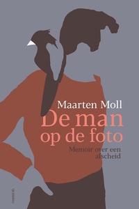 De man op de foto