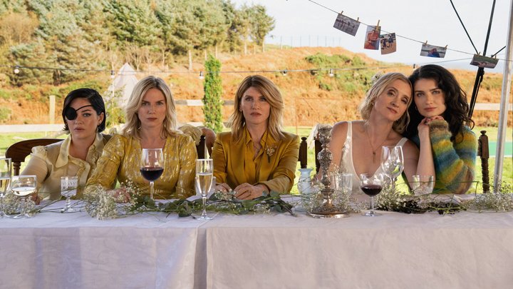Bad Sisters: Bloedbanden en Geheimen