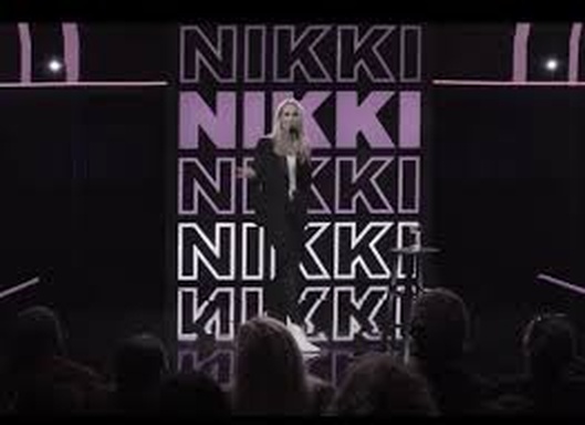 Nikki Glaser: Bangin’
