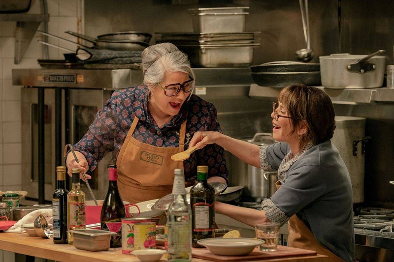 Dit is de cast van Nonnas: de culinaire feelgoodfilm op Netflix