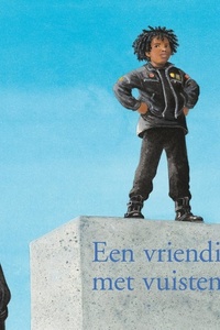 Een vriendin met vuisten