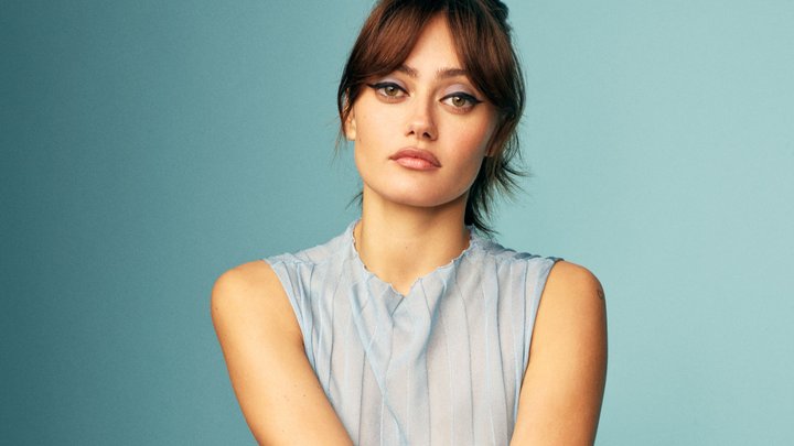 Ella Purnell ontketent duistere kanten in spannende nieuwe film Sweetpea