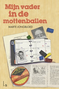 Mijn vader in de mottenballen
